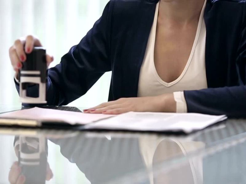 javni beležnik overava dokumentaciju