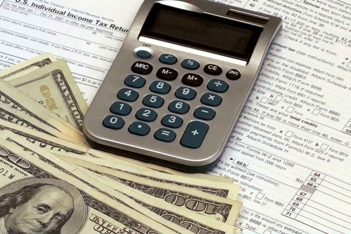 osoba plaća porez na po odbitku