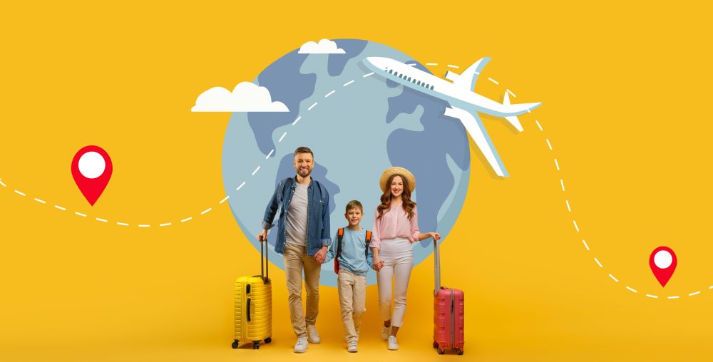 Porodica sa koferima ispred ilustracije globusa i aviona